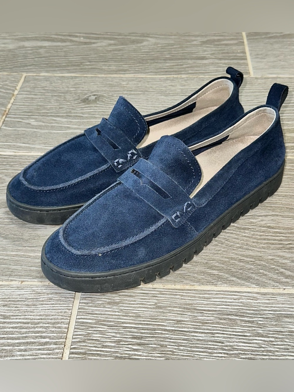 Vionic Uptown Slip-On Loafer Navy Blue Suede Casual Shoe Women's 12 Moccasin